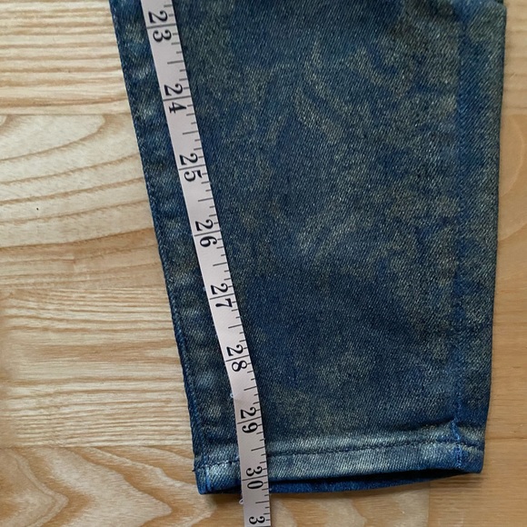🎉 HP 🎉 7 for all Mankind Gold Foil Printed Skinny Jeans - Picture 15 of 16